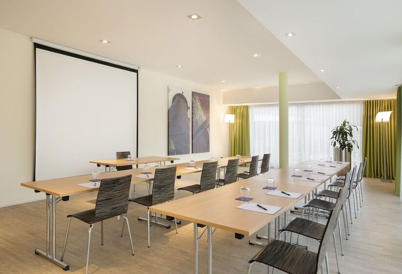 Hotel Holiday Inn Express Neunkirchen, An Ihg