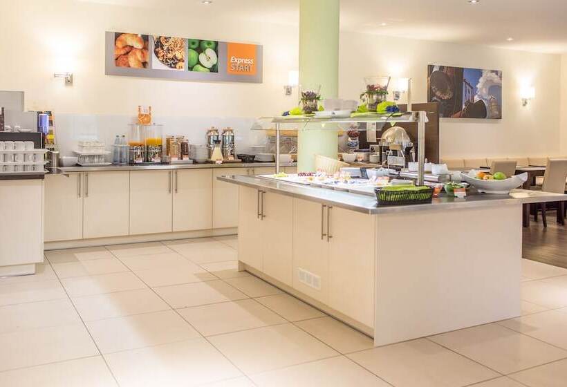 Hotel Holiday Inn Express Neunkirchen, An Ihg