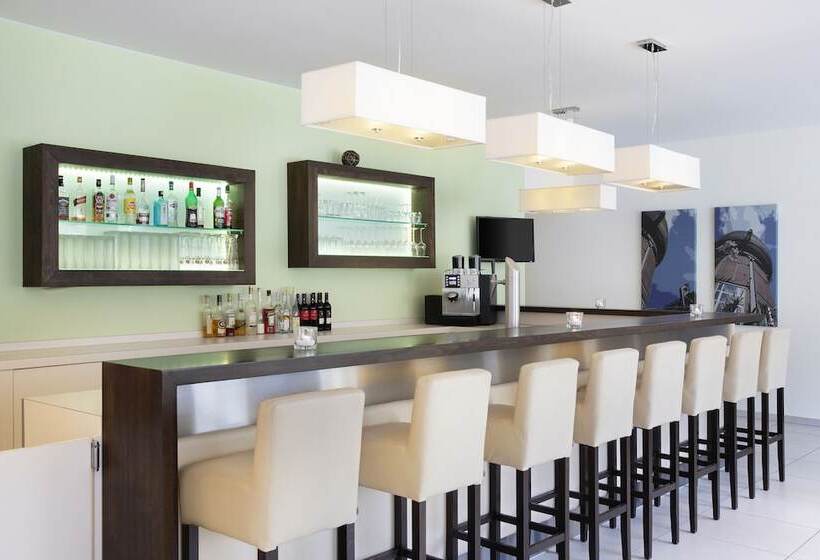 Hotel Holiday Inn Express Neunkirchen, An Ihg