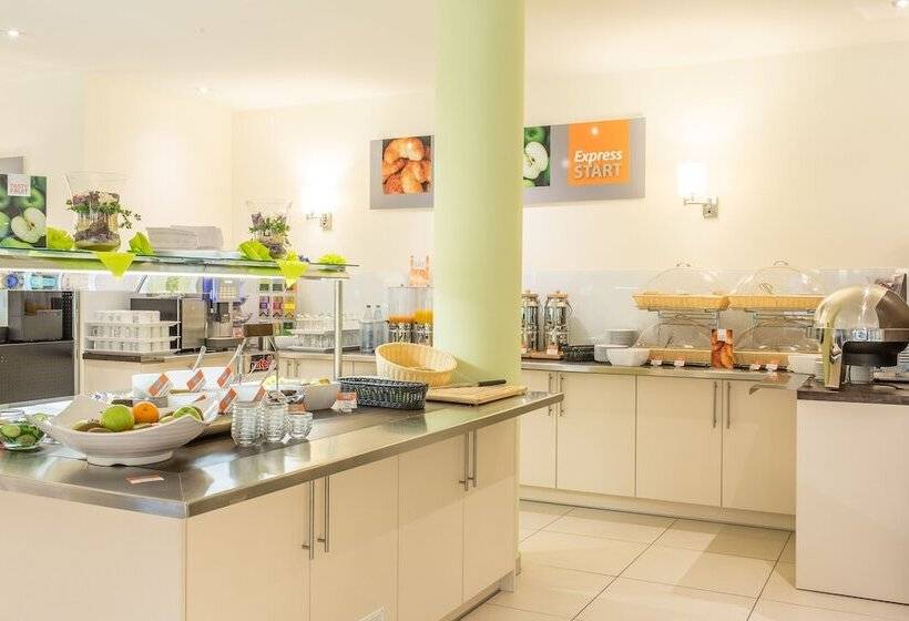 Hotel Holiday Inn Express Neunkirchen, An Ihg