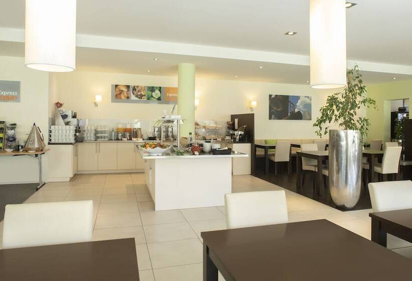 Hotel Holiday Inn Express Neunkirchen, An Ihg