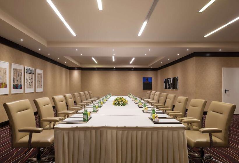 Kempinski Hotel Gold Coast City