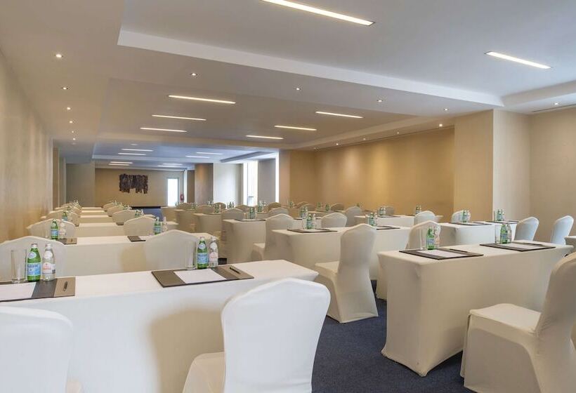 Kempinski Hotel Gold Coast City