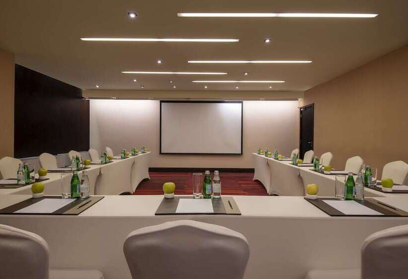 Kempinski Hotel Gold Coast City