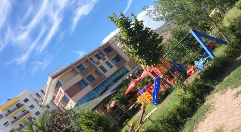 호텔 Kompleksi Arifi