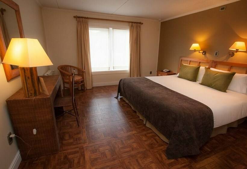 فندق Lodge Lakutaia