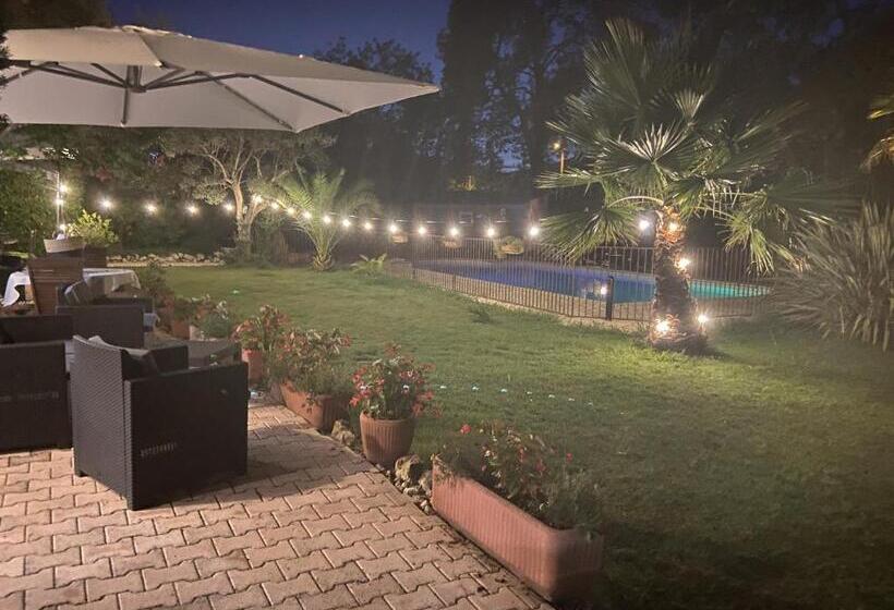 בית מלון כפרי Logis La Bastide Des Golfs