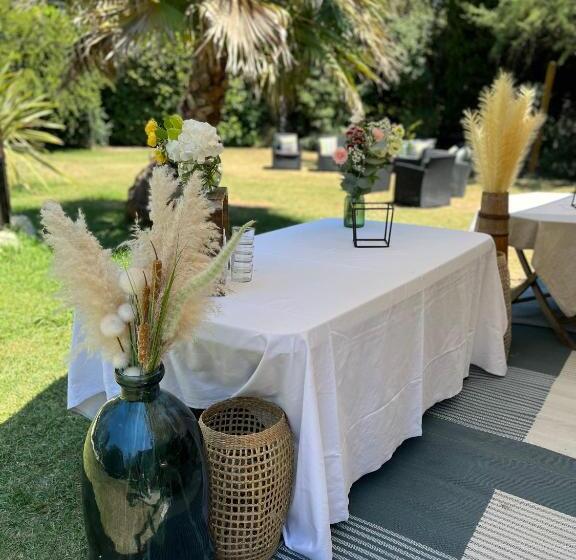 בית מלון כפרי Logis La Bastide Des Golfs