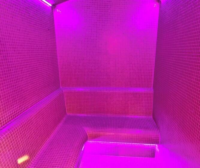 ホテル Mercure Wiazowna Brant