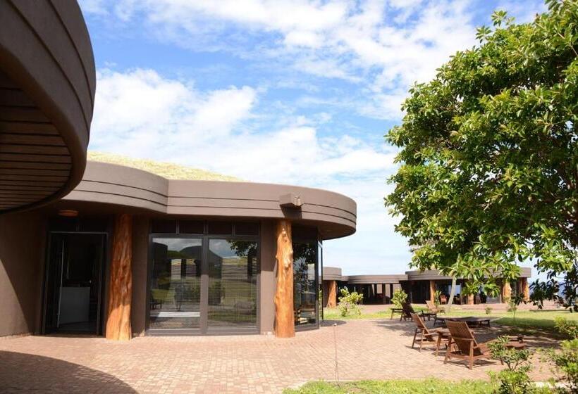 בית מלון כפרי Nayara Hangaroa