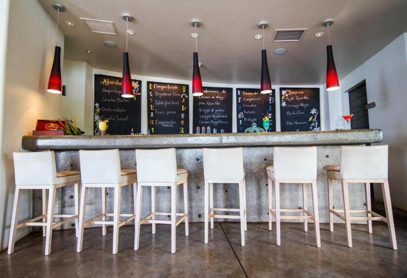 בית מלון כפרי Nayara Hangaroa