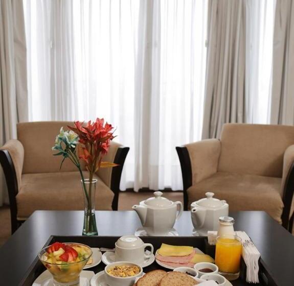 호텔 Neuquén Tower