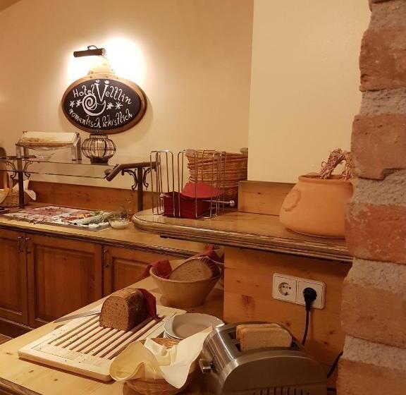 בית מלון כפרי Neustifter