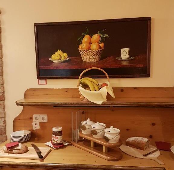 בית מלון כפרי Neustifter