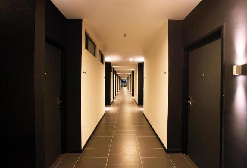 Отель O Boutique Suites