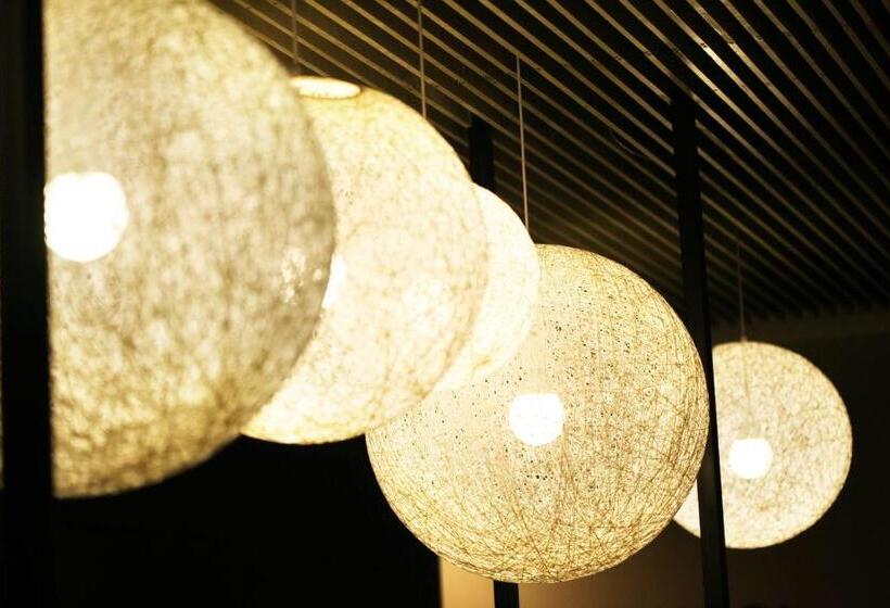 Отель O Boutique Suites