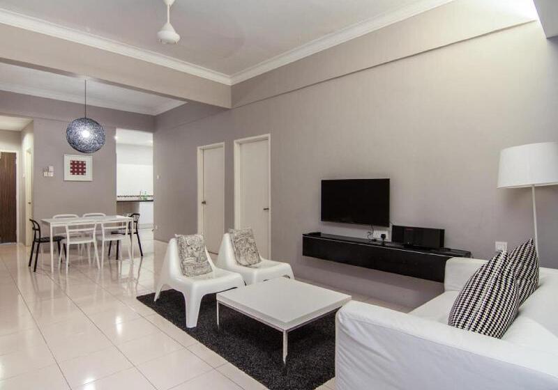 Отель O Boutique Suites