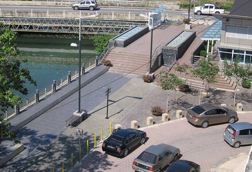 בית מלון כפרי Oceania