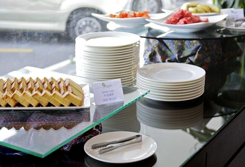 בית מלון כפרי Oceania