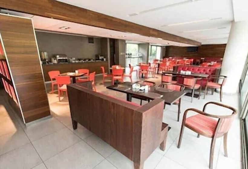 فندق Abba Presidente Suites Santiago