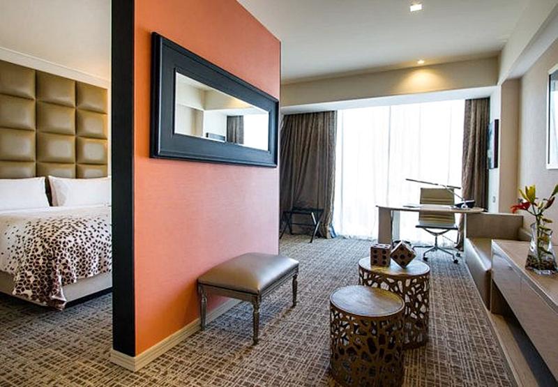 בית מלון כפרי Renaissance Santiago By Marriott