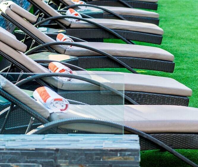 בית מלון כפרי Renaissance Santiago By Marriott