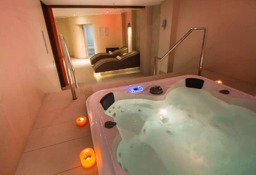 בית מלון כפרי Renaissance Santiago By Marriott