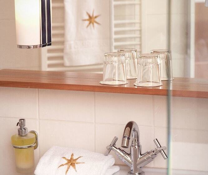 בית מלון כפרי & Restaurant Stern