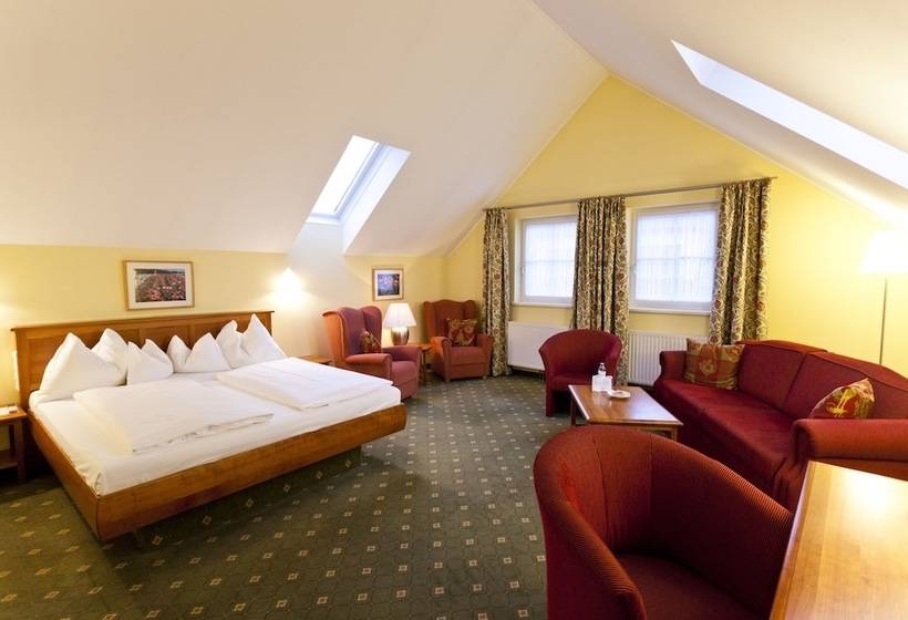 בית מלון כפרי & Restaurant Stern