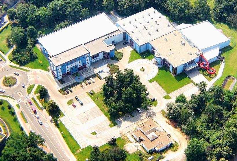 בית מלון כפרי Bernstein Salzlandcenter