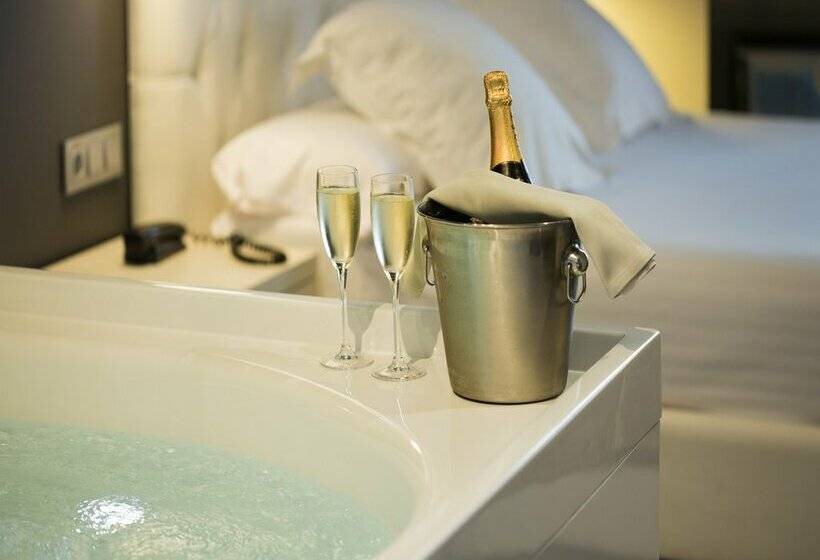 בית מלון כפרי Sb Plaza Europa