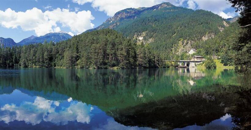 Schloss Hotel Fernsteinsee