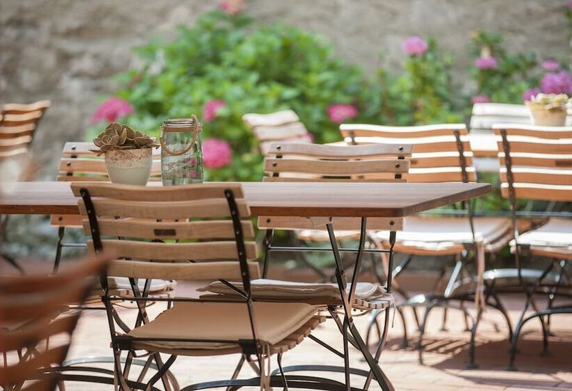 בית מלון כפרי Schloss Gabelhofen