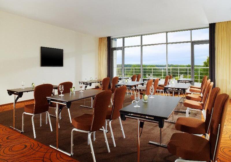 호텔 Sheraton Moscow Sheremetyevo Airport