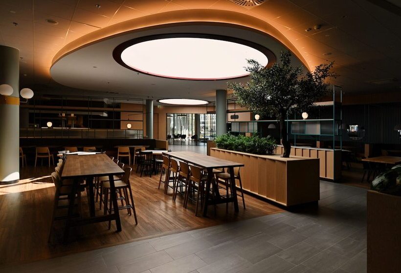 Sound Garden Hotel Airport