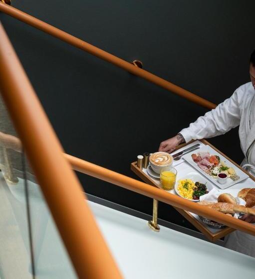 هتل The Guesthouse Vienna