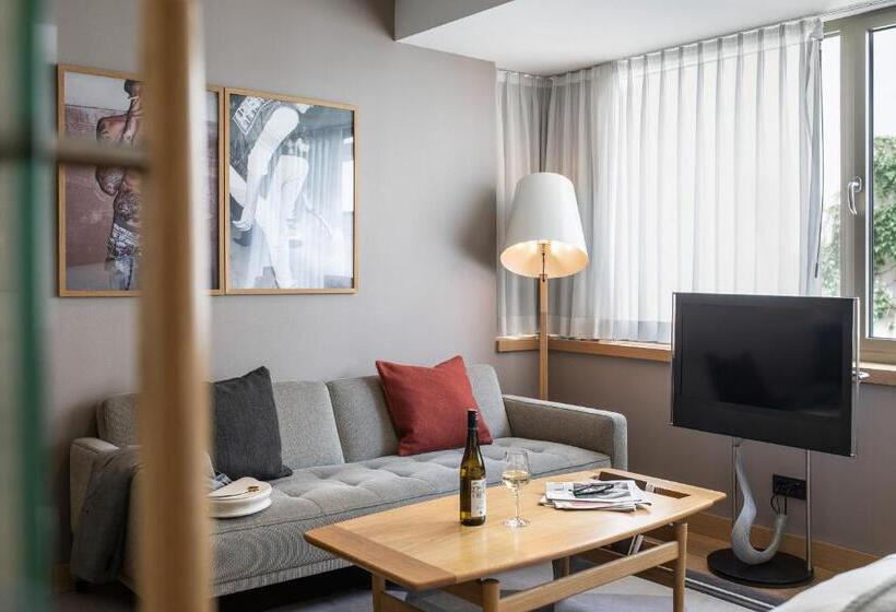 هتل The Guesthouse Vienna