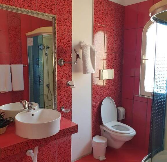 فندق Theranda Boutique