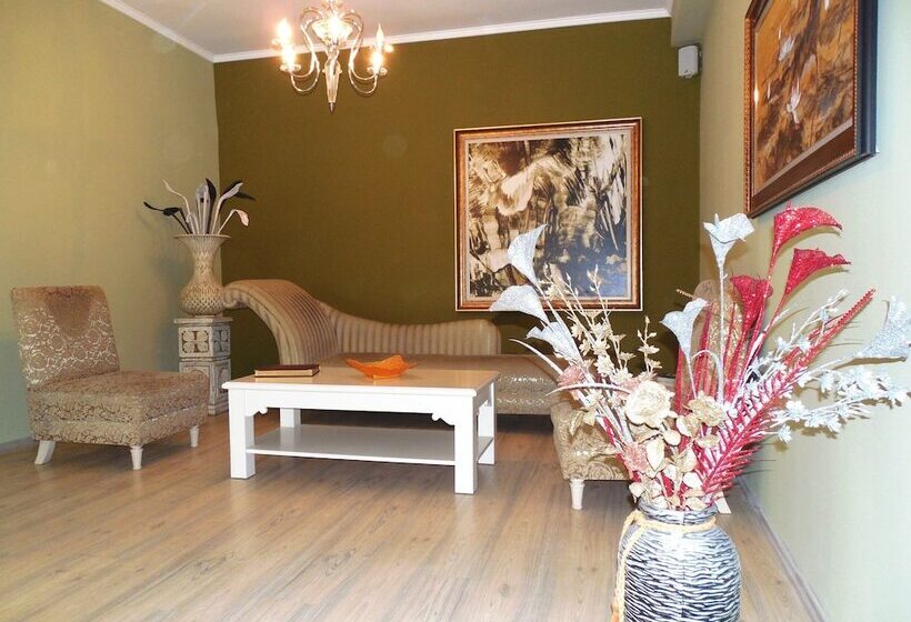 فندق Theranda Boutique