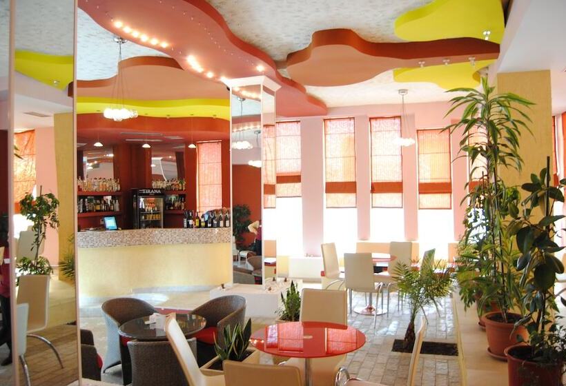 فندق Theranda Boutique