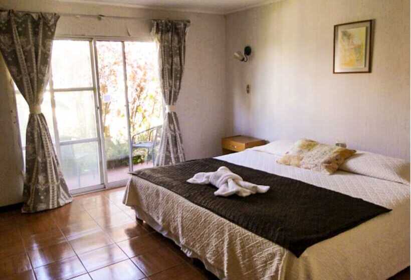 בית מלון כפרי Tupa