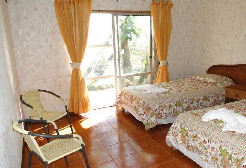 בית מלון כפרי Tupa