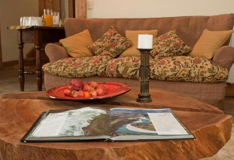 ホテル Weisserhaus