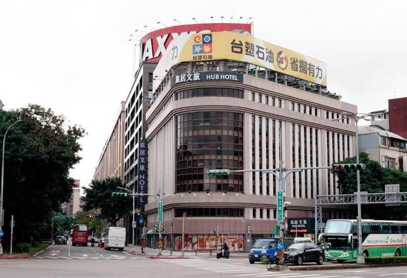 Hub Hotel   Songshan Airport Branch