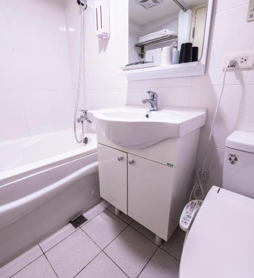 Hub Hotel   Songshan Airport Branch