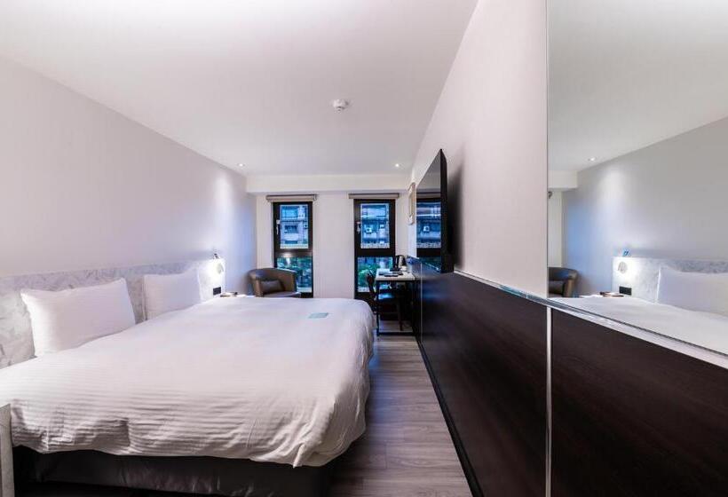 Hub Hotel   Songshan Airport Branch