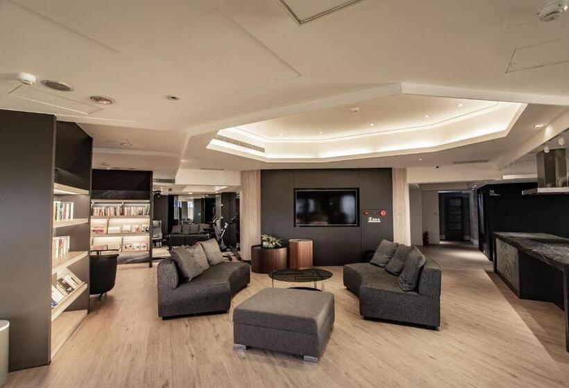 Hub Hotel   Songshan Airport Branch