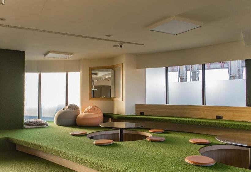 Hub Hotel   Songshan Airport Branch