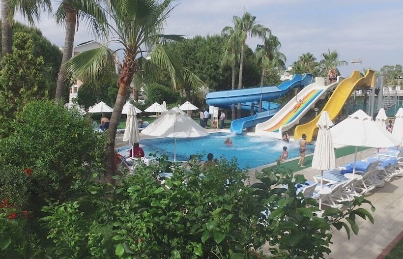 Insula Resort & Spa   All Inclusive