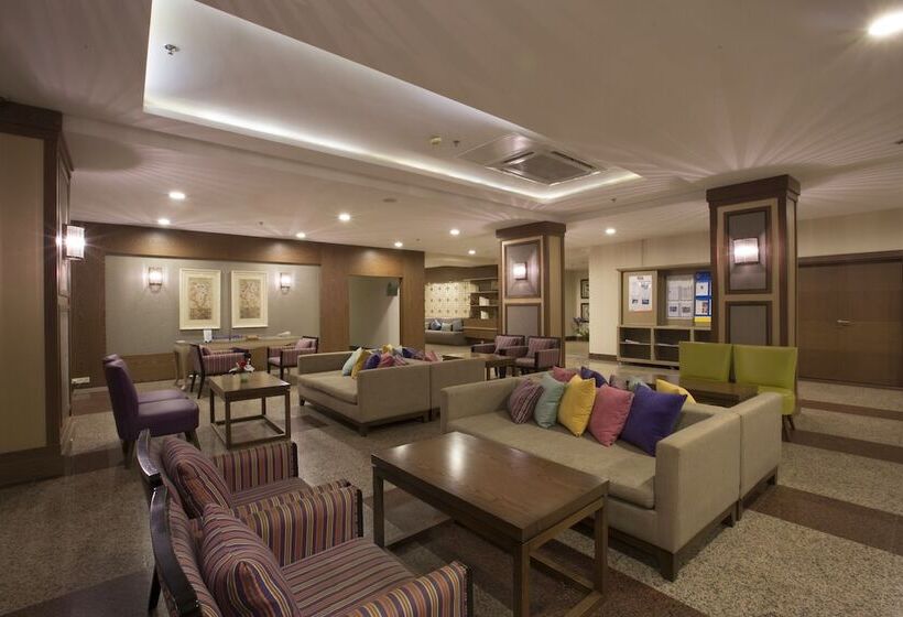 Insula Resort & Spa   All Inclusive